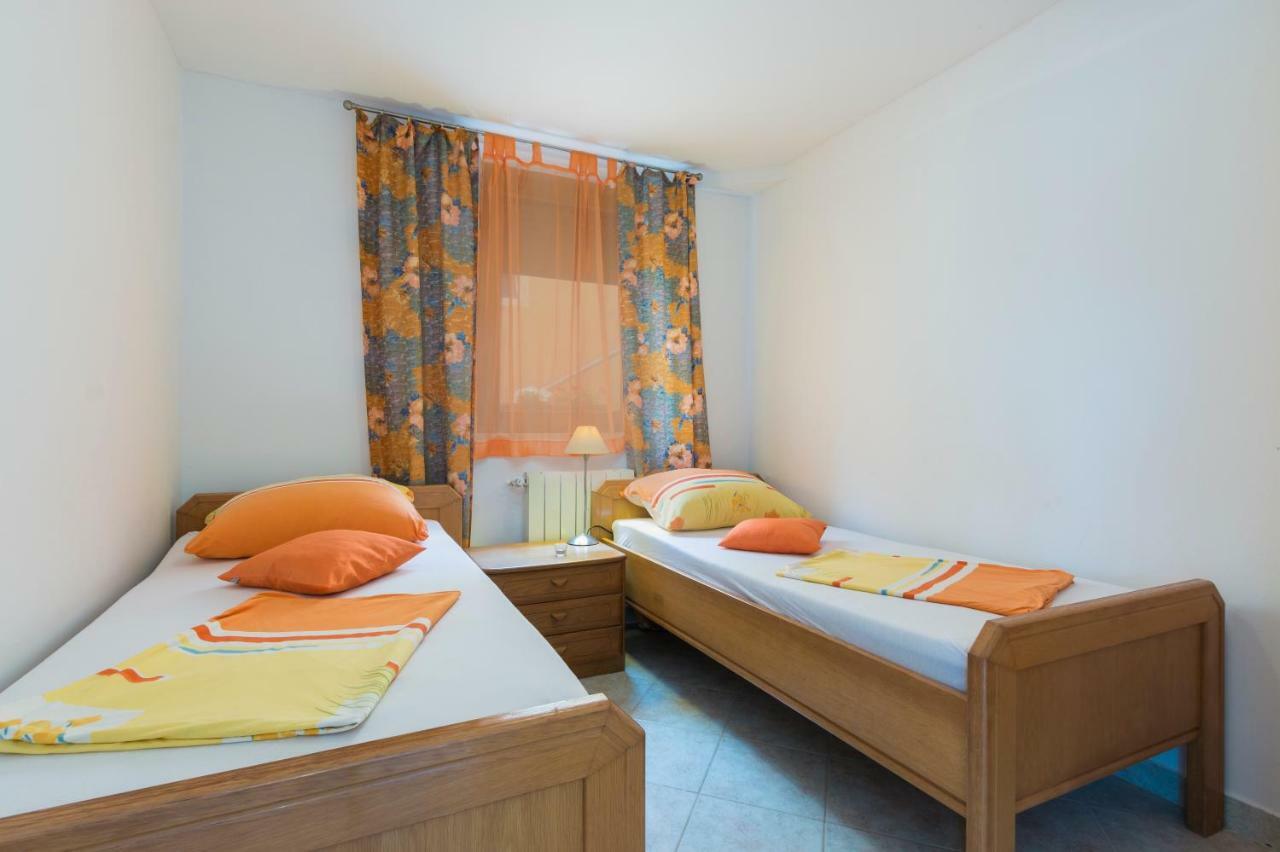Apartman Studio Pula Extérieur photo
